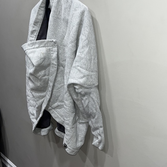 Lululemon savasana wrap sweater  size 6 - Picture 3 of 8